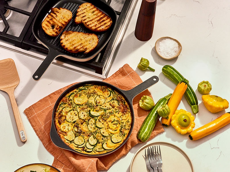 Cast Iron Grill & Skillet - Duo Lifestyle